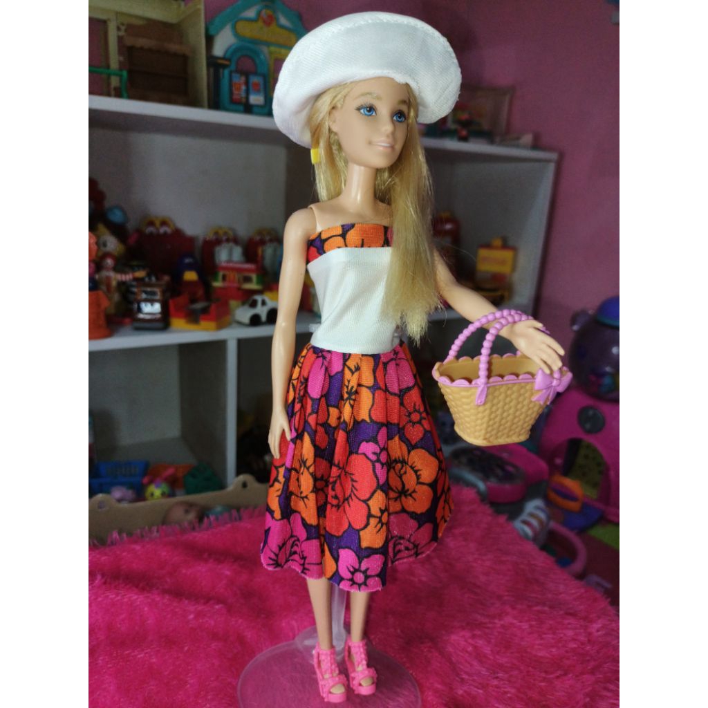 preloved Barbie mattel