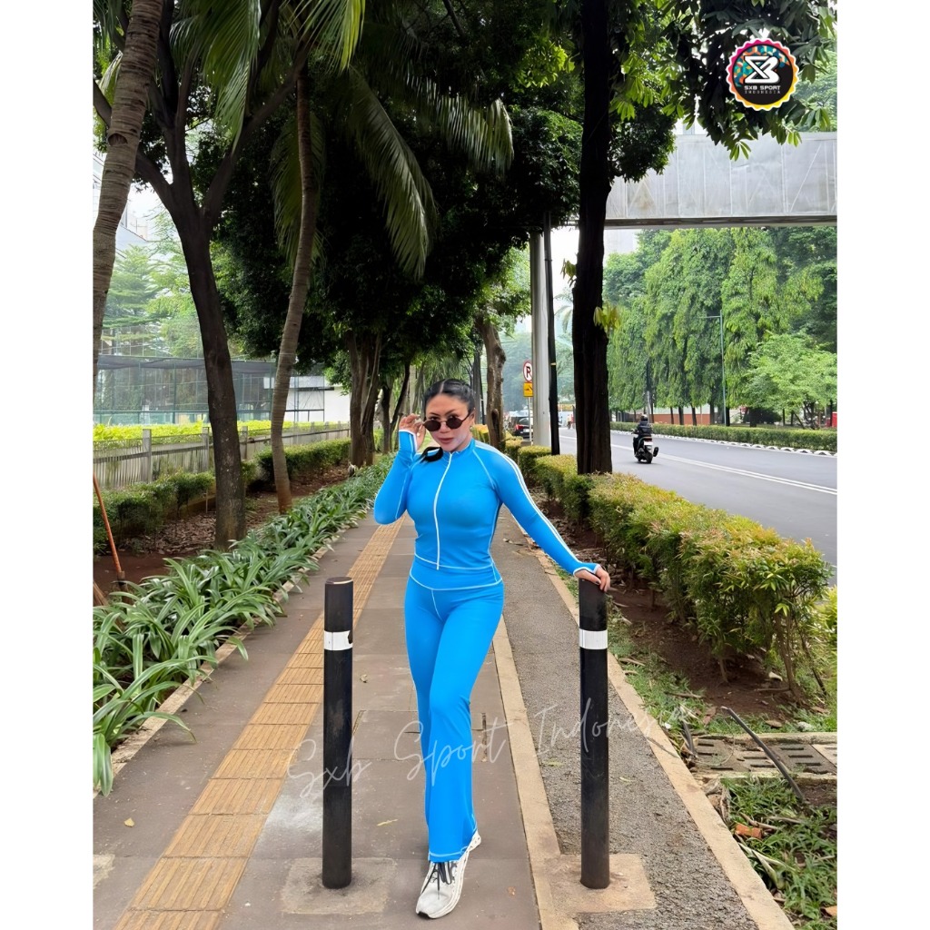 SXB SPORT CYAN LINE WHITE JAKET CROP AND LEGGING STANDAR