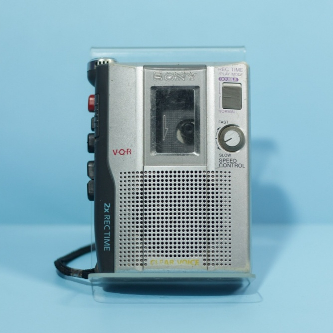 #2 Walkman Sony TCM-200DV Vintage