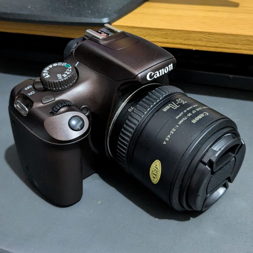 Kamera DSLR Canon Eos 1100d Lensa 35-70mm second