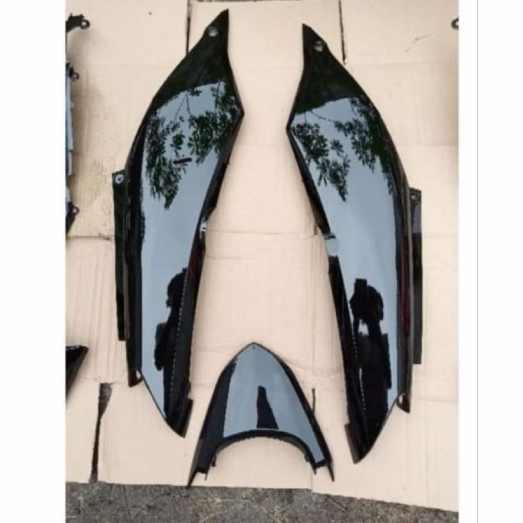 Cover body supra x 125 fi supra 125 PGM FI 2015 warna hitam
