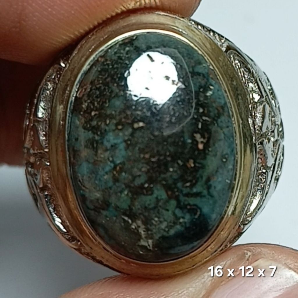 NATURAL BATU PIRUS PERSIA HIJAU KEHITAMAN