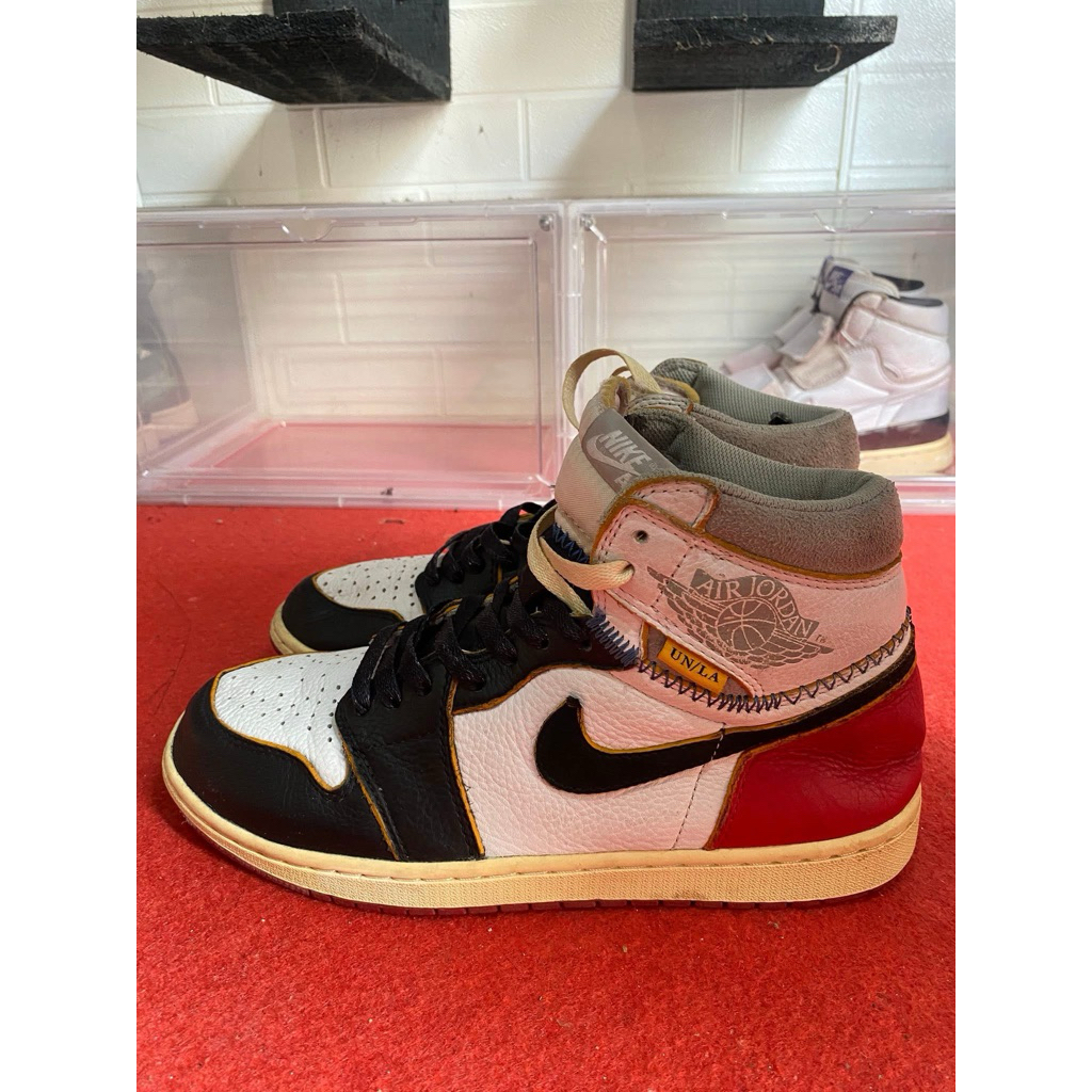 Aj 1 UNLA size 43