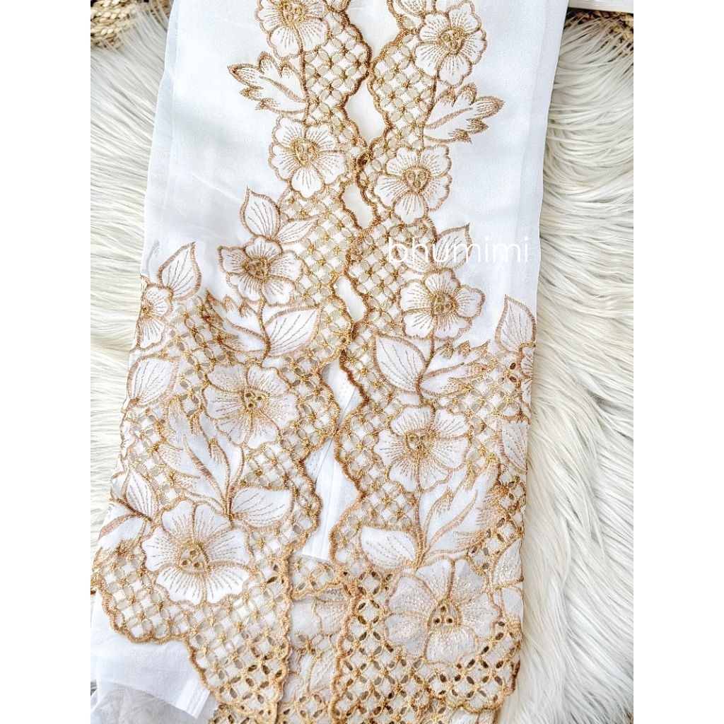 KAIN SIFON BORDIR /KAIN KEBAYA PUTIH/ KAIN KEBAYA BALI / KAIN SIFON BORDIR KEBAYA