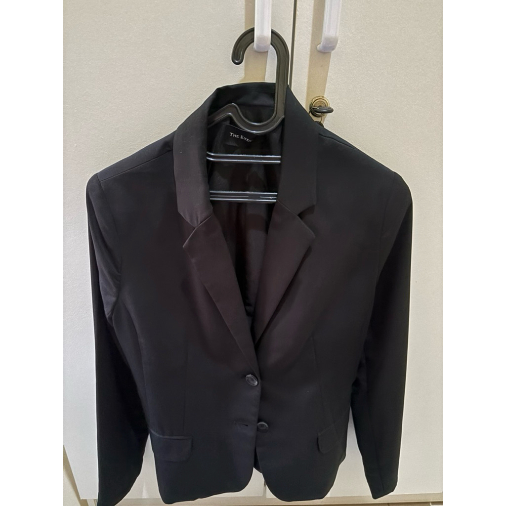 Preloved Blazer The executive wanita