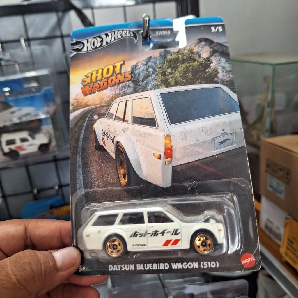DATSUN BLUEBIRD WAGON HOTWHEELS