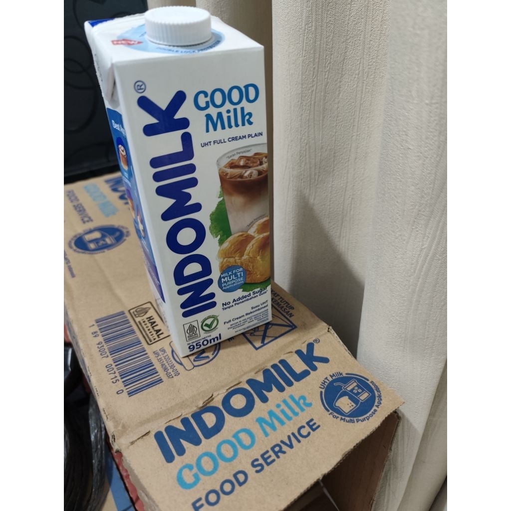 Indomilk UHT Full Cream Fresh Milk Good Milk 950 ml