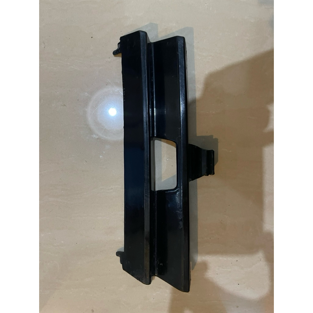Cover Tutup Towing Bumper Mercedes W124
