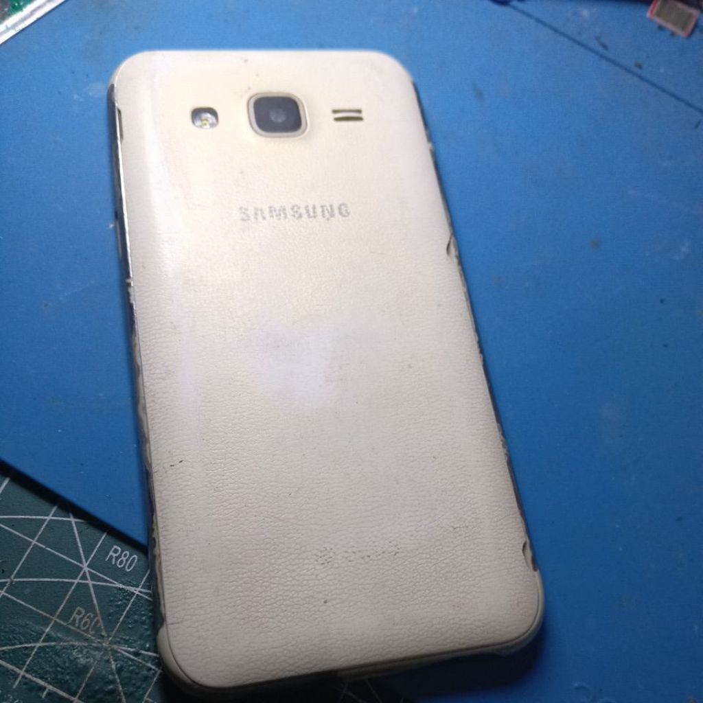 Samsung galaxy j2 minus lcd
