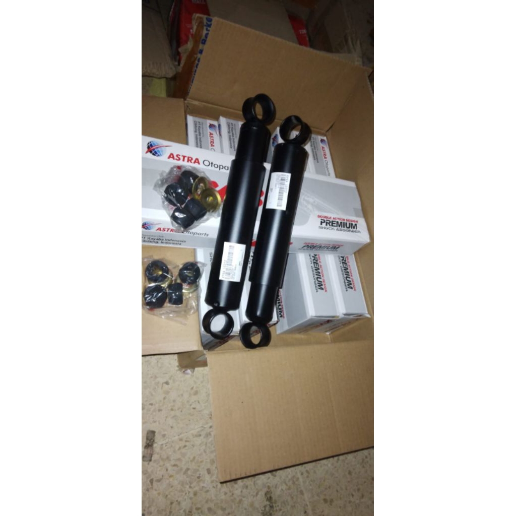 shock absorber belakang kijang super/grand 1set kiri kanan KYB PREMIUM KYKA-1031Z