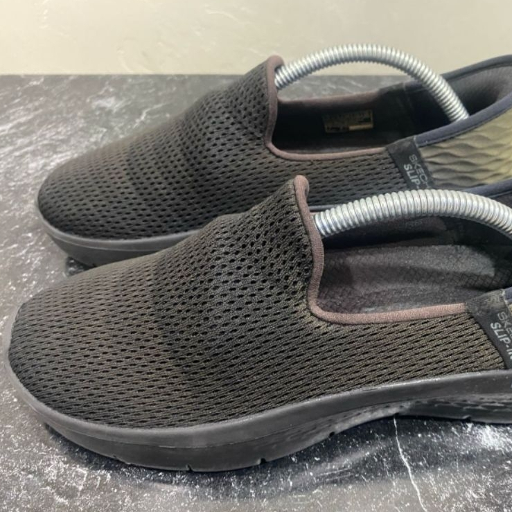 SKECHERS Slip-on Go Walk, sepatu pria/wanita warna abu abu, size 36 insole 23 cm, ringan dipakai, se