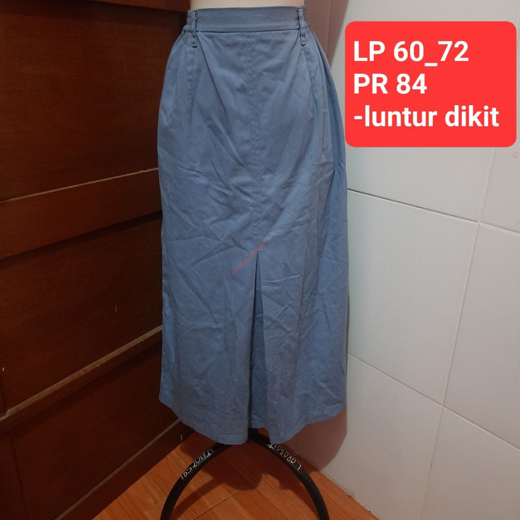 Seragam Preloved