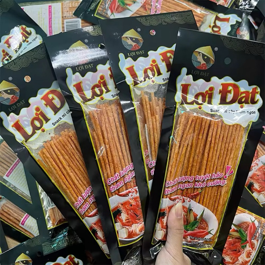Loi Dat Snack Mie Pedas Crispy Latiao Popular Vietnam (24gr) / Pack