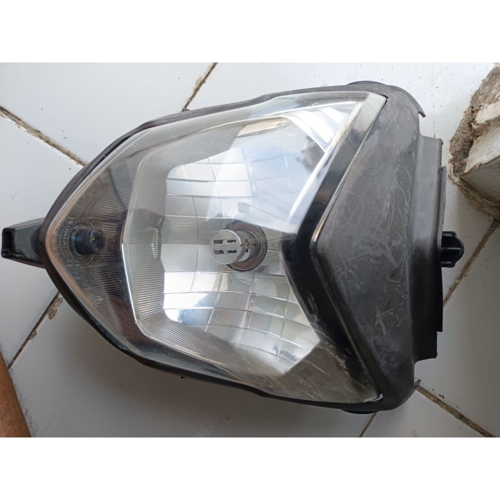 Batok CBR 150 OLD + Reflektor Lampu Ori