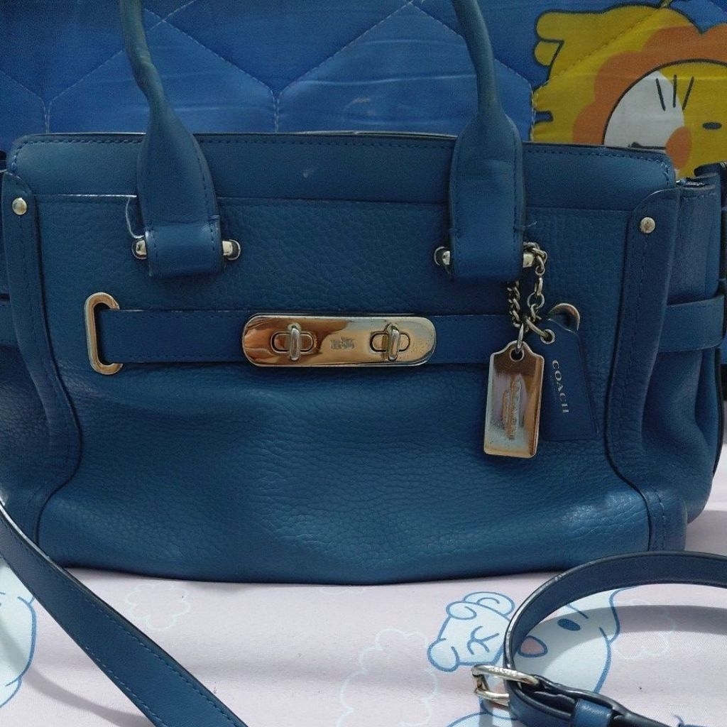 tas preloved coach swagger size 25
