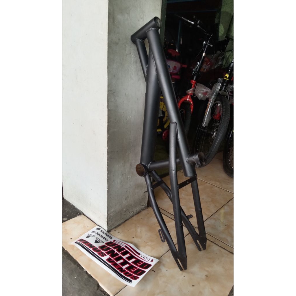 watang/prime + stiker sepeda BMX ukuran 18 in bekas untuk garpu deat
