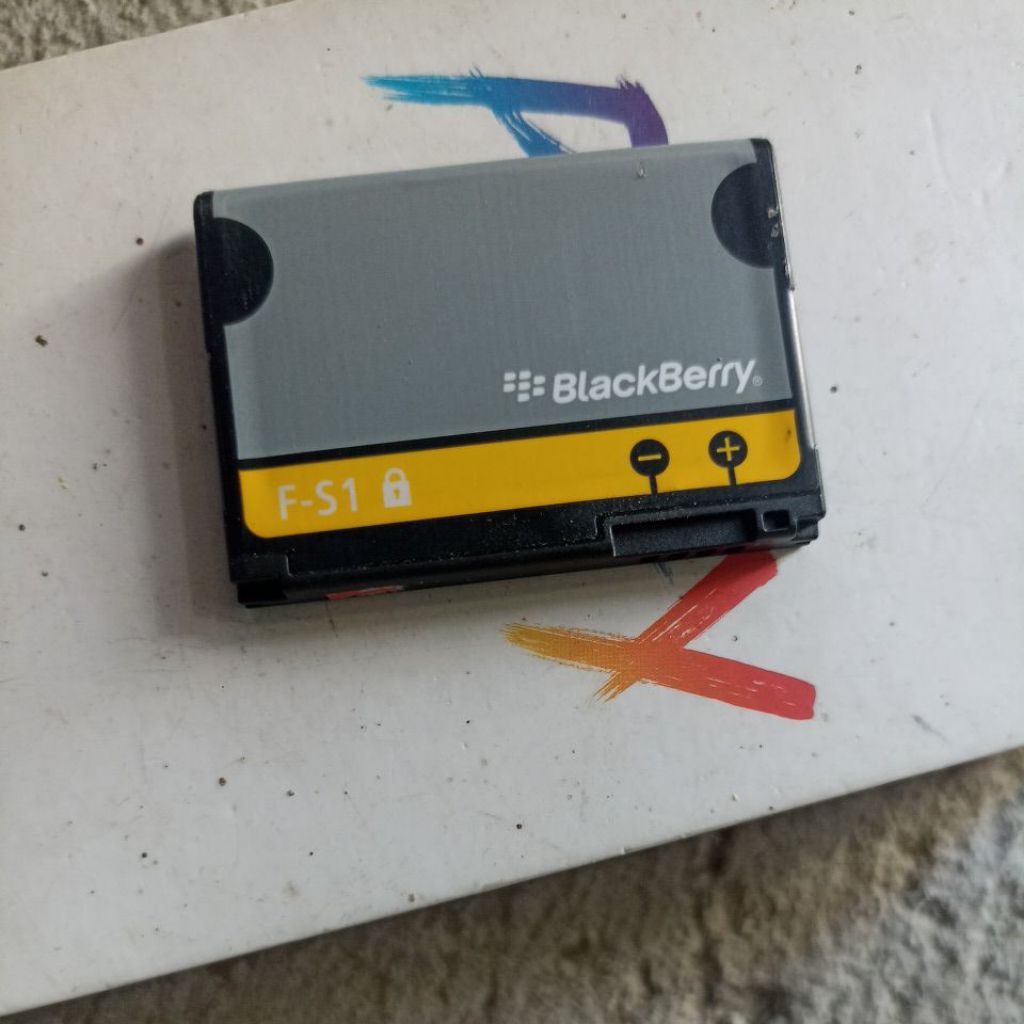 baterai Blackberry torch 9800 original