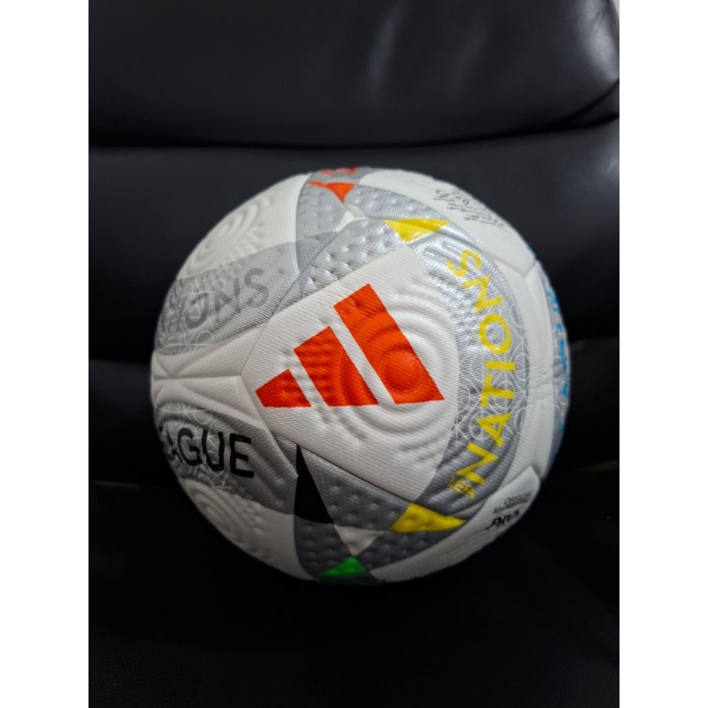BOLA SEPAK SIZE 5  / BOLA SEPAK PRES / BOLA SEPAK SIZE 5 /BOLA SEPAK