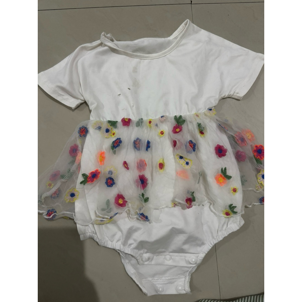 dress tutu anak bayi perempuan preloved