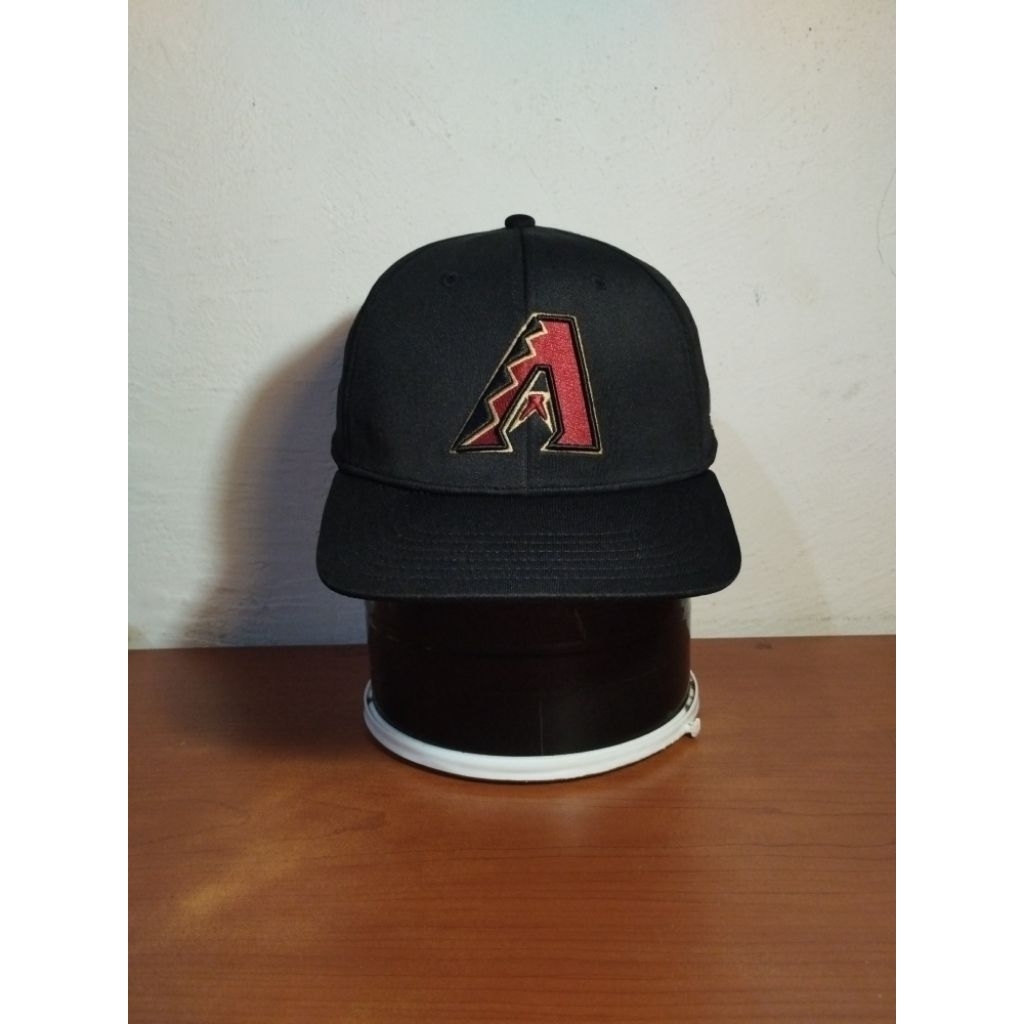Topi MLB Arizona Diamond Back Likenew