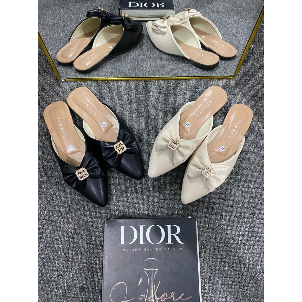 SANDAL WANITA SANDAL TEPLEK SANDAL PANSUS SANDAL HEELS SANDAL TALI SANDAL FLAT