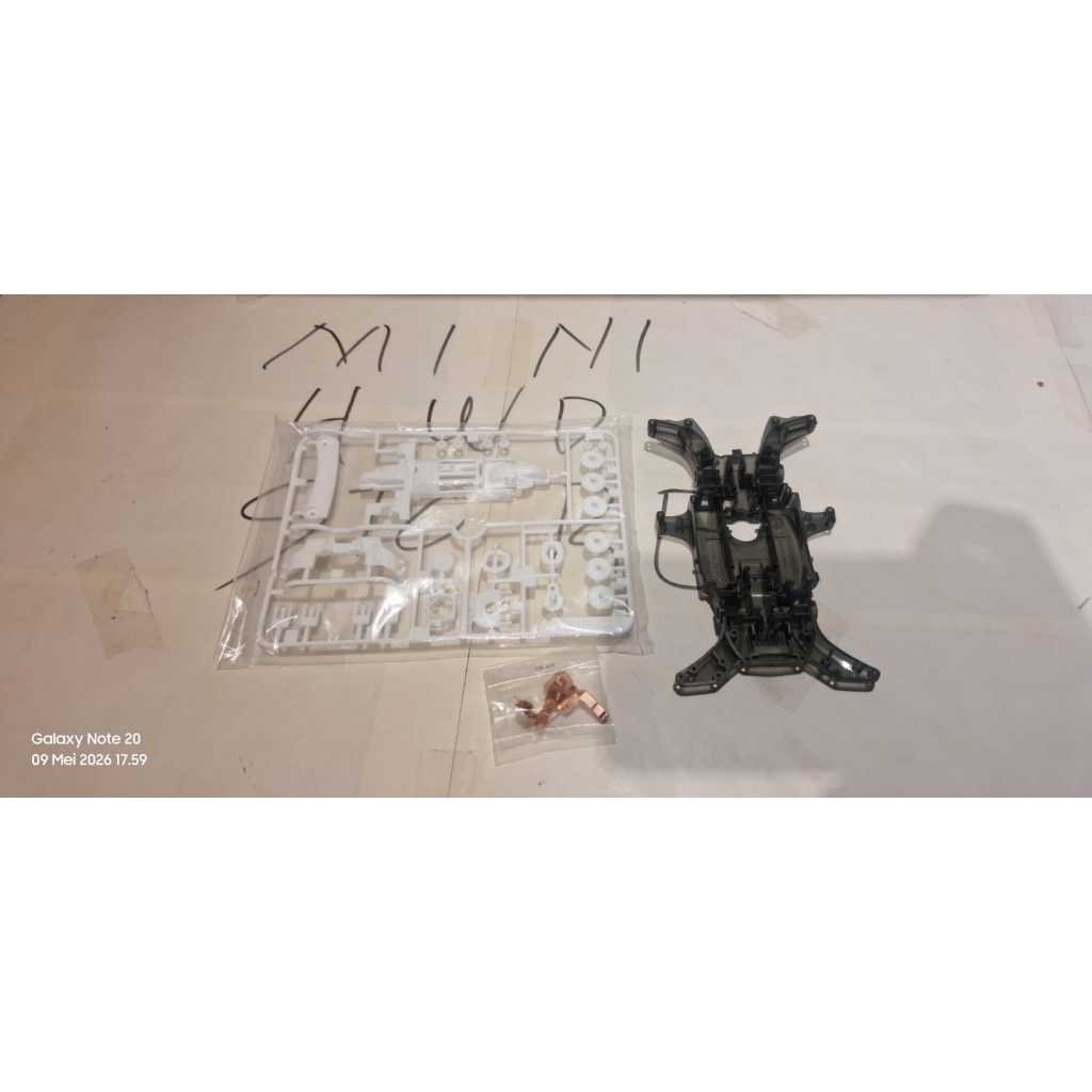 Chassis Ma Smoke + Gearbox set putih dan Terminal kuningan  MA original Tamiya