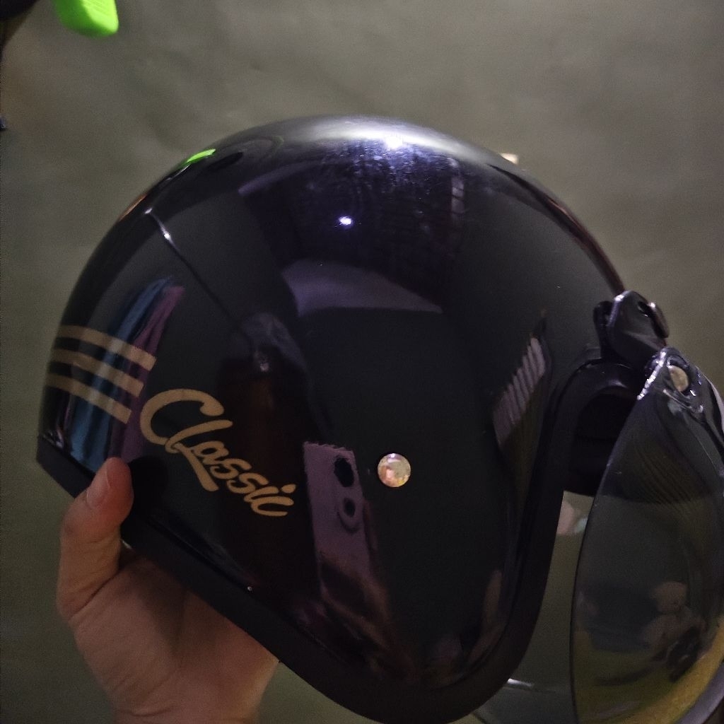 Helm model kaca cembung hitam preloved