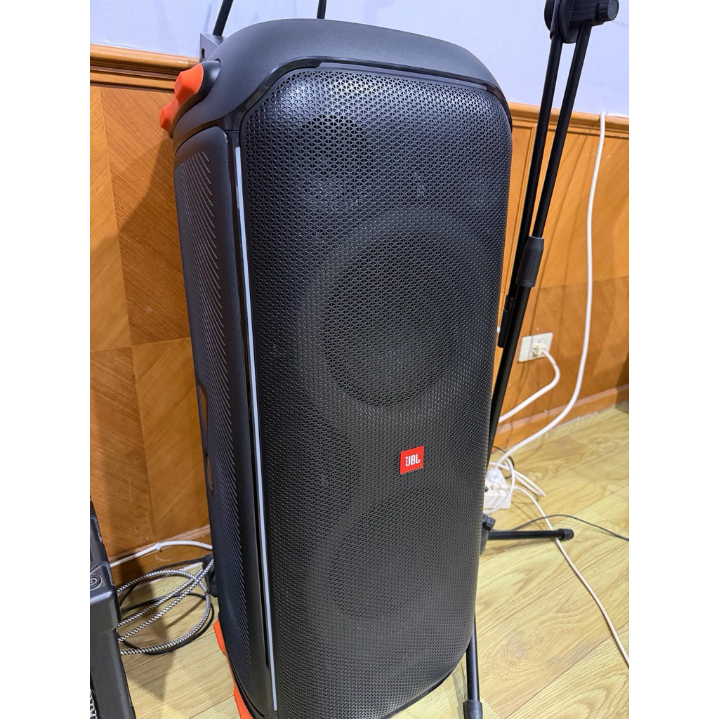jbl party box 710