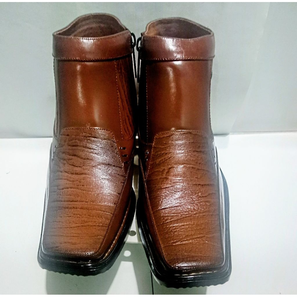 Aigner - Sepatu Pria Elegan Trend Keren Kekinian Formal Kulit Import Original