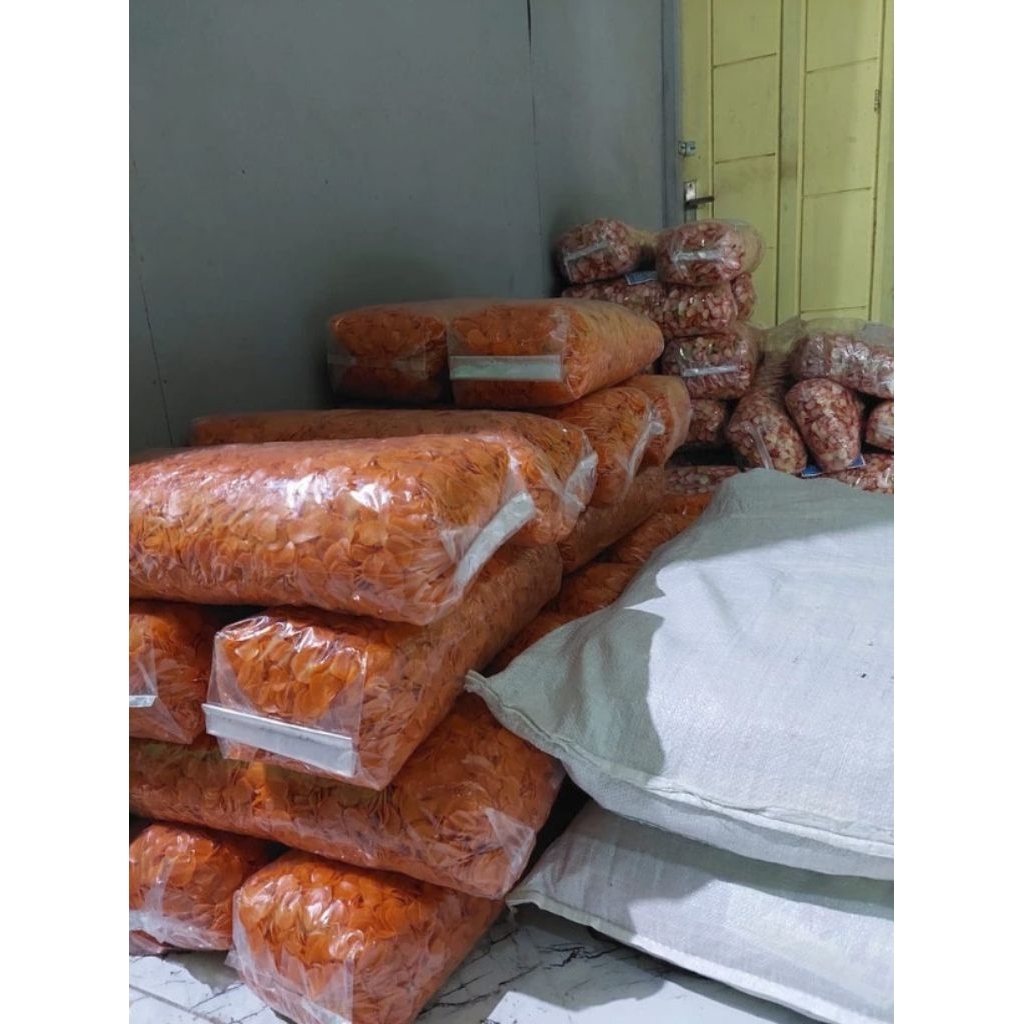 KERUPUK MERAH MENTAH/SEBLAK/UDUK/KETOPRAK/GADO-GADO KEMASAN 250gr