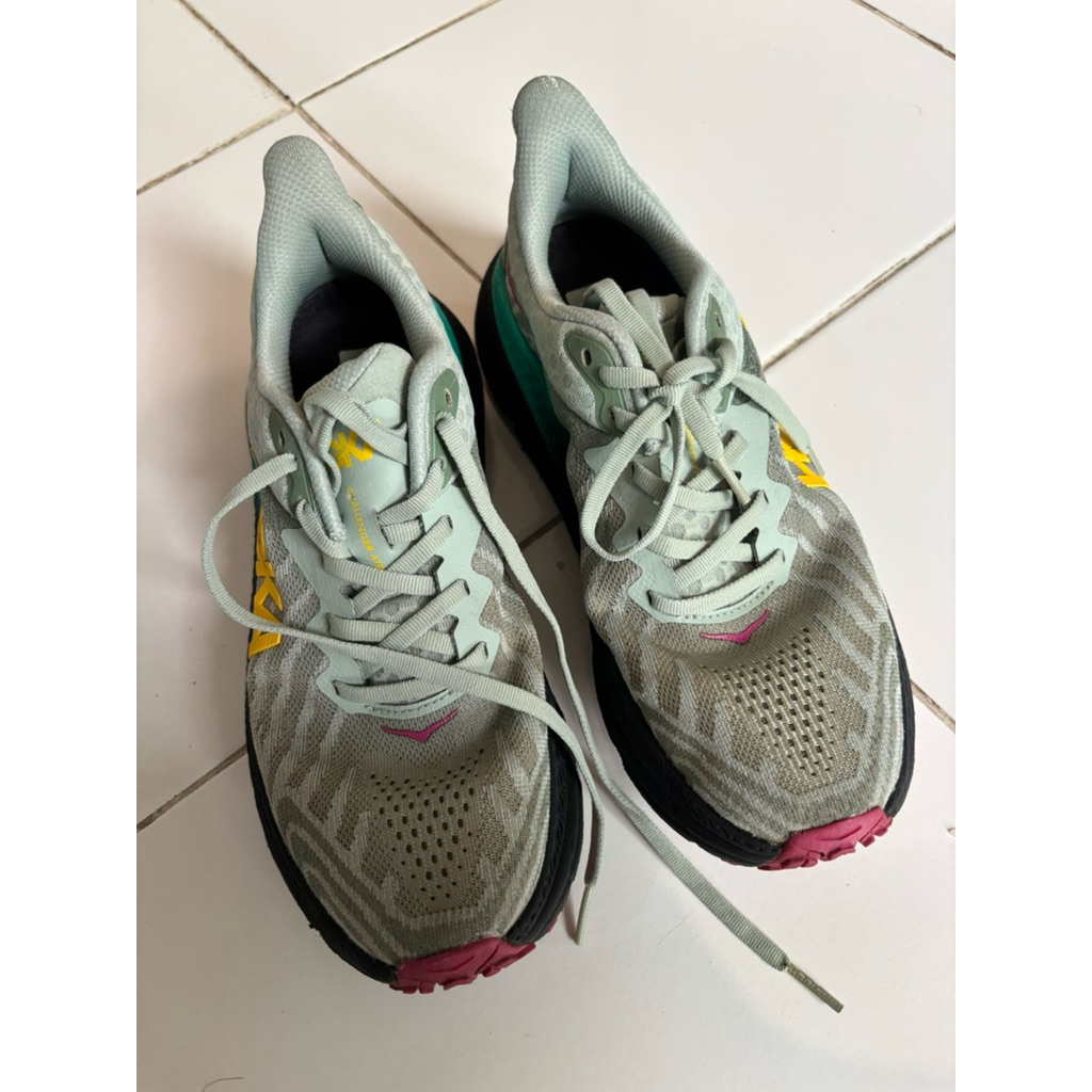 Hoka Challenger ATR 7