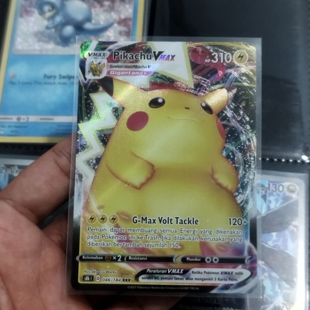 kartu pokemon Pikachu Vmax RRR 046/184