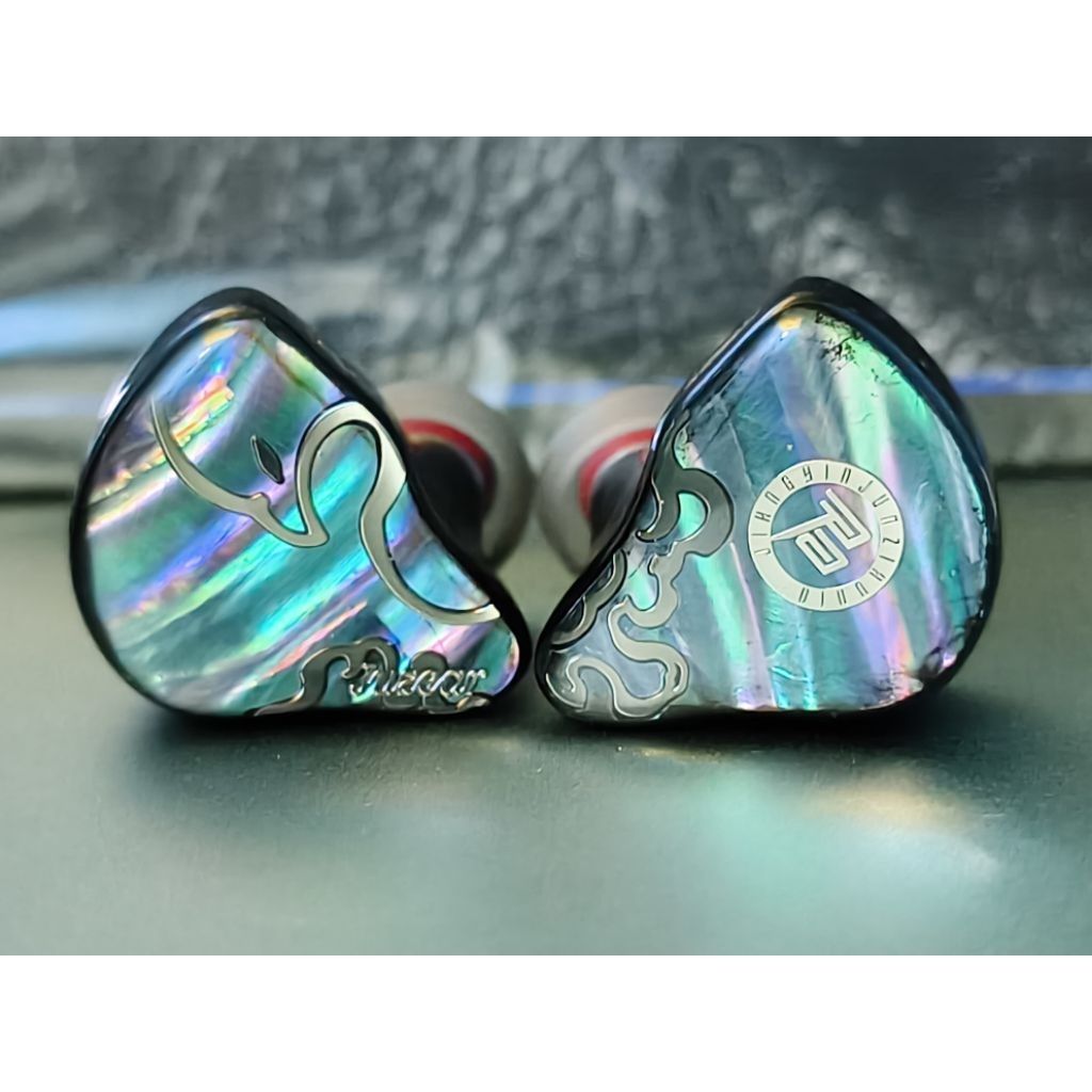 IEM Juzear Defiant like new / Juzear x Z Reviews Defiant / IEM Defiant Second