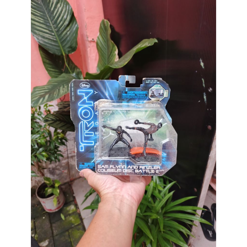 Figure Disney Tron Legacy Sam Flynn + Rinzler Coliseum Disc Battle 2