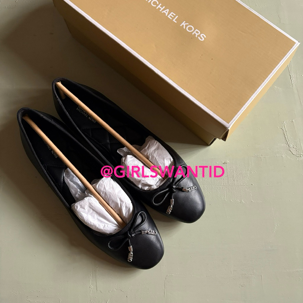 MK Preloved Black Leather Flats 8 fulton moc nori