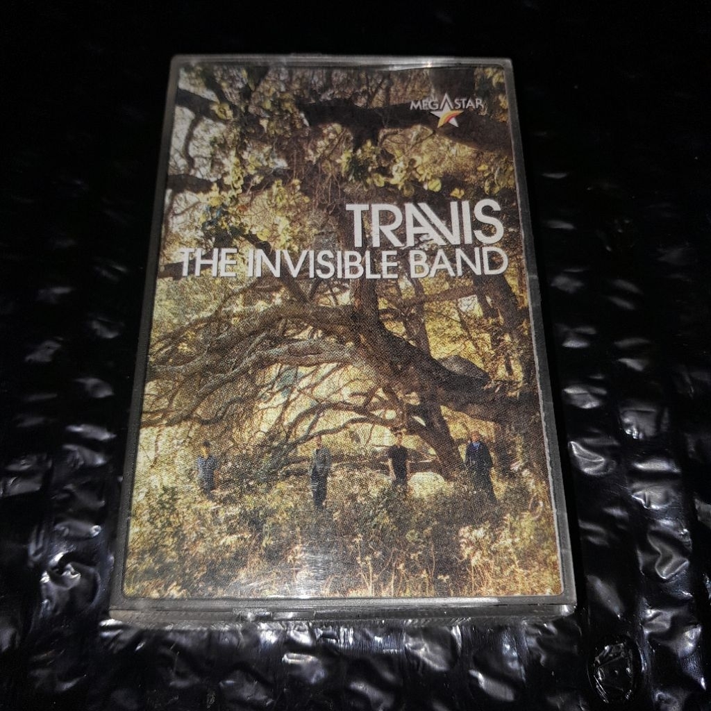 kaset Travis the invisible band import