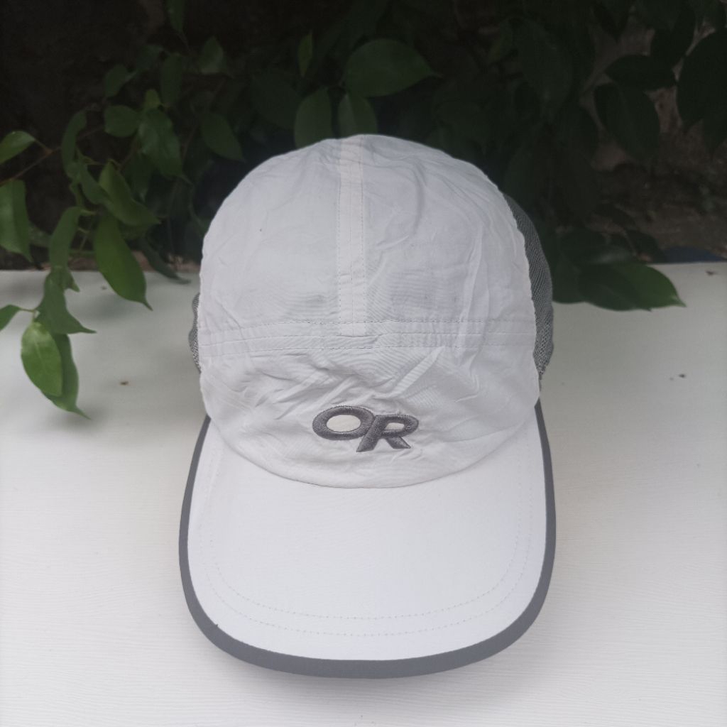 Topi Running OR  OUTDOOR RESEARCH / Topi Olahraga dewasa