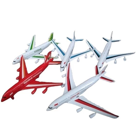 MAINAN MINIATUR PESAWAT TERBANG BATIK AIR