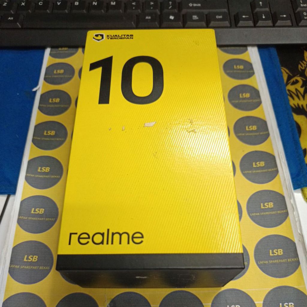 DUS BOX/KOTAK HANDPHONE REALME 10 4G ORIGINAL BEKAS