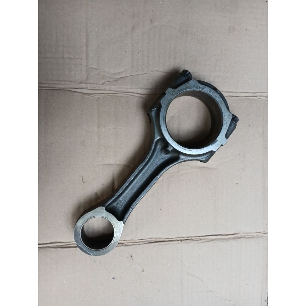 stang piston conrod innova / fortuner diesel 2 KD