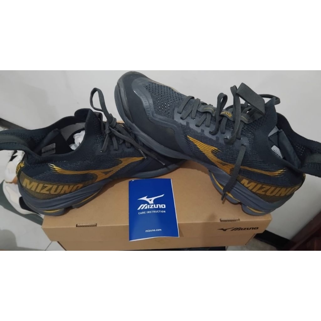 MIZUNO WAVE LIGHTNING NEO 2 bekas rasa baru