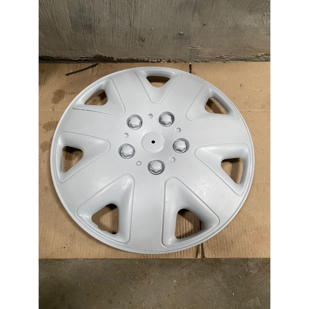 Wildop wheeldof dop cover tutup velg kaleng mobil Daihatsu Terios ring 16 kondisi bahan repair