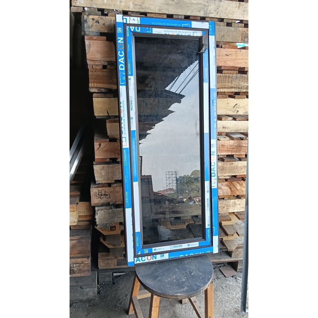 kusen cendela alumunium ukuran T160 xL 45 komplit asesoris gratis packing kayu