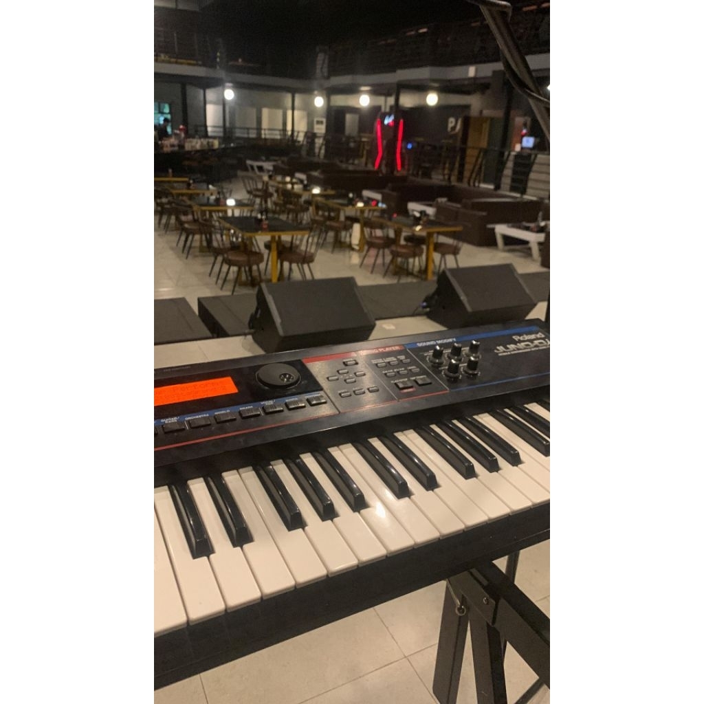 ROLAND JUNO Di