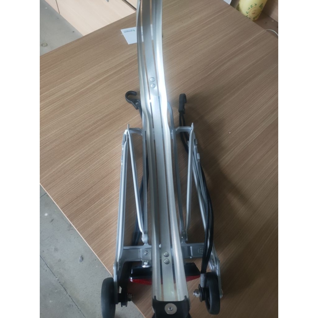 Rack sepeda brompton seken