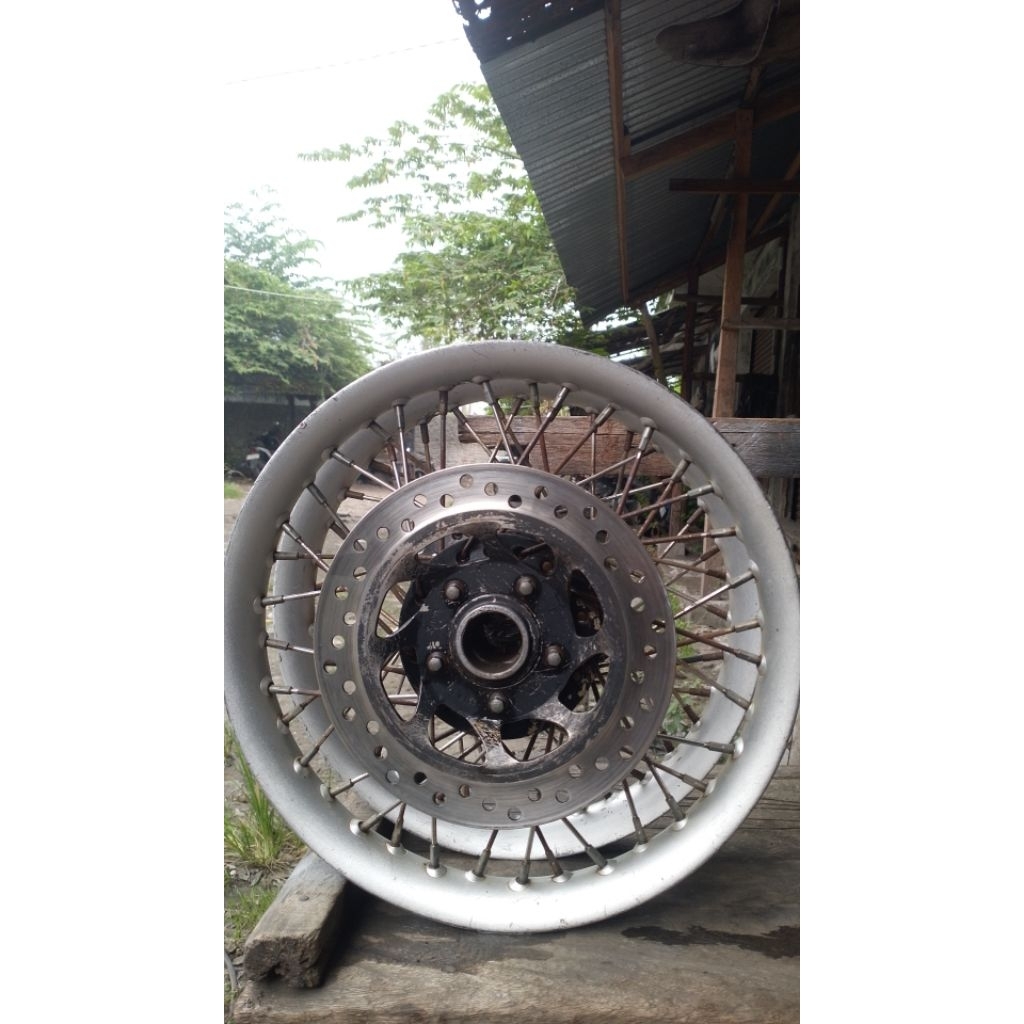 velg variasi depan belakang ring 14 Honda Supra x lama copotan original