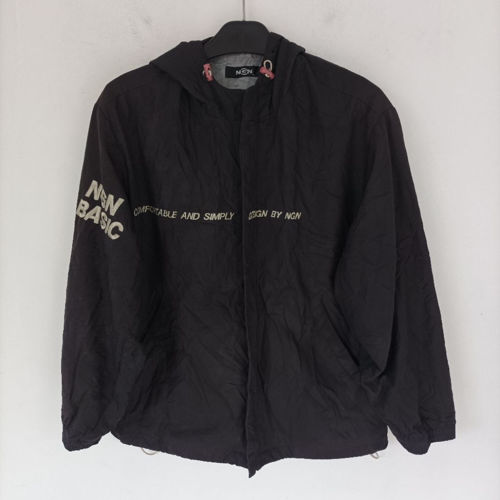 NGN BASIC JAKET OUTDOOR PRIA HITAM SECOND SIZE L J108