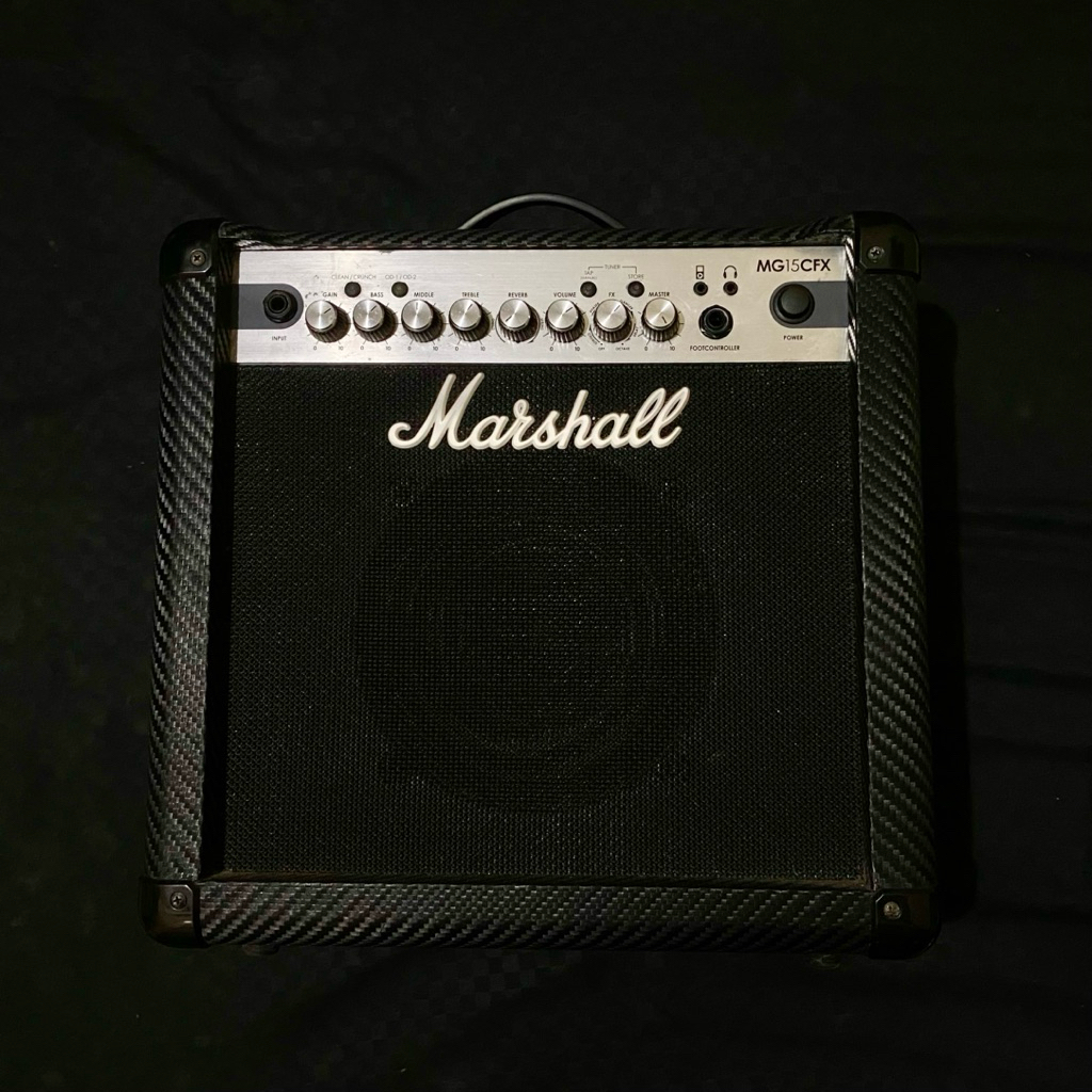 Marshall MG 15 CFX Amplifier Gitar