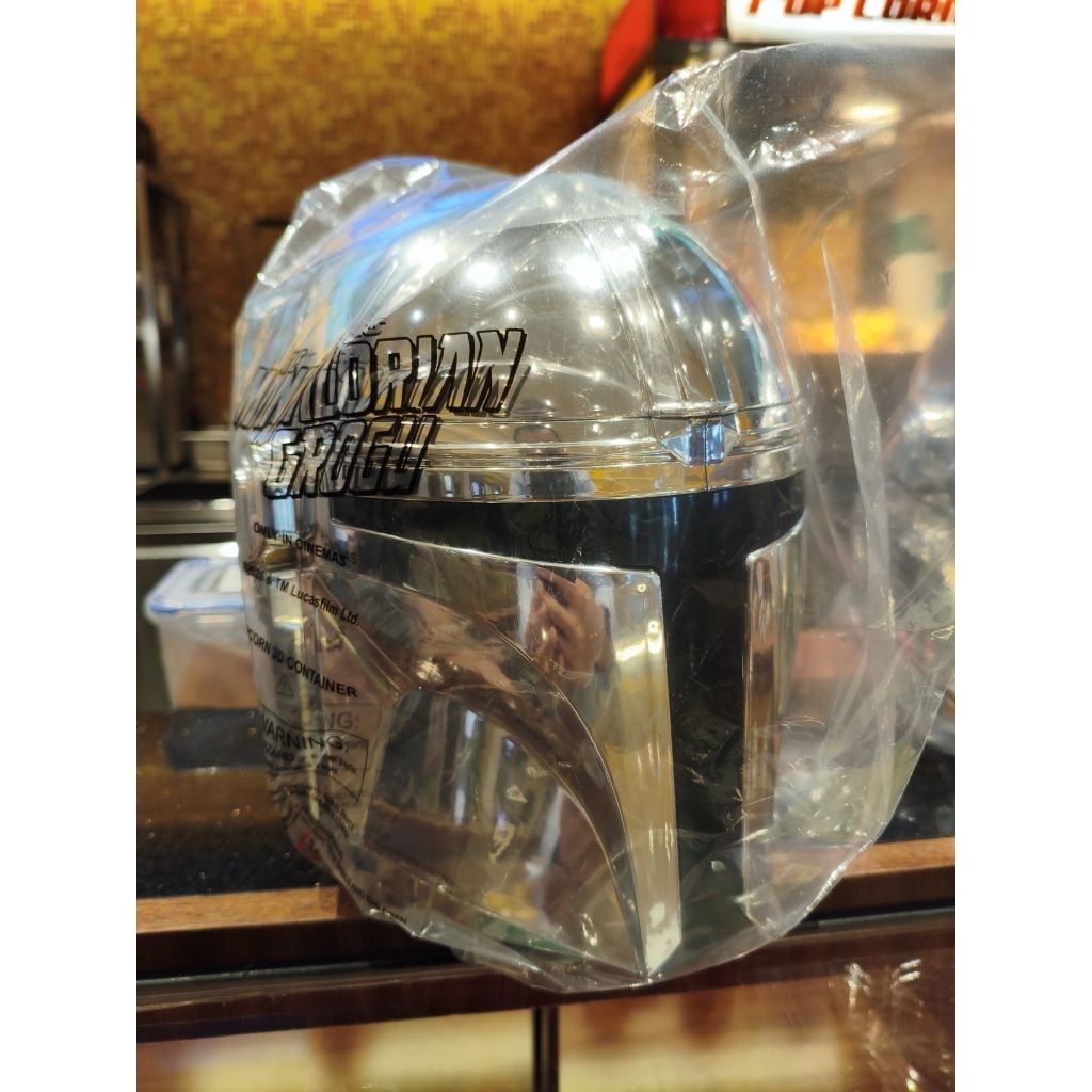 Official Mandalorian Helmet Popcorn Bucket / Cinema XXI Mandalorian Popcorn Bucket