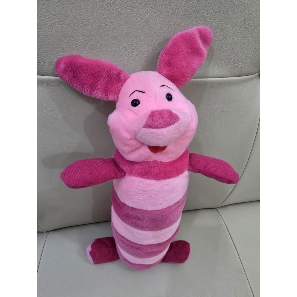 Mainan BONEKA GULING PIGLET 56 cm peraga dongeng winnie the pooh